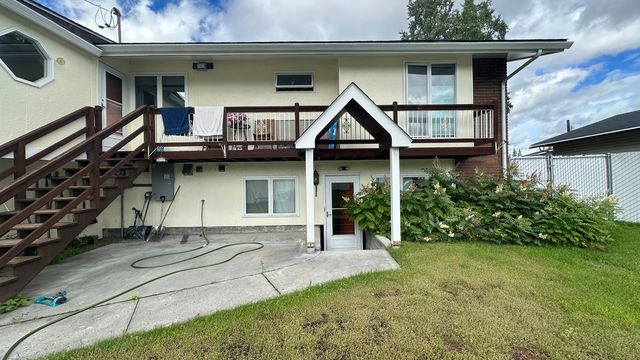 2591 Riverview Dr, Fairbanks, AK 99709