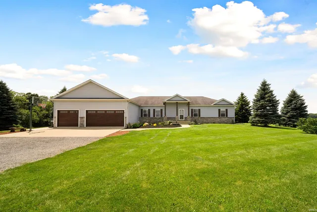 7151 W  800 N, Larwill, IN 46764