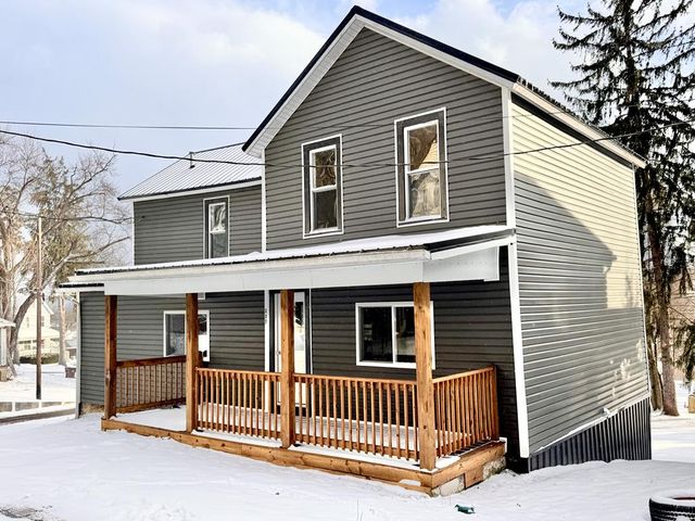 117 E  Oak St, Titusville, PA 16354