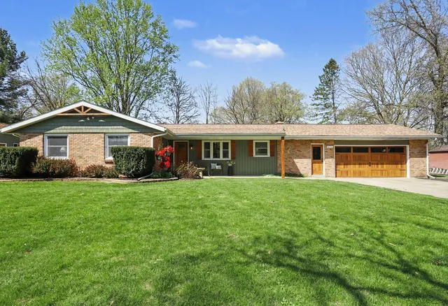 6149 E  H Ave, Kalamazoo, MI 49048