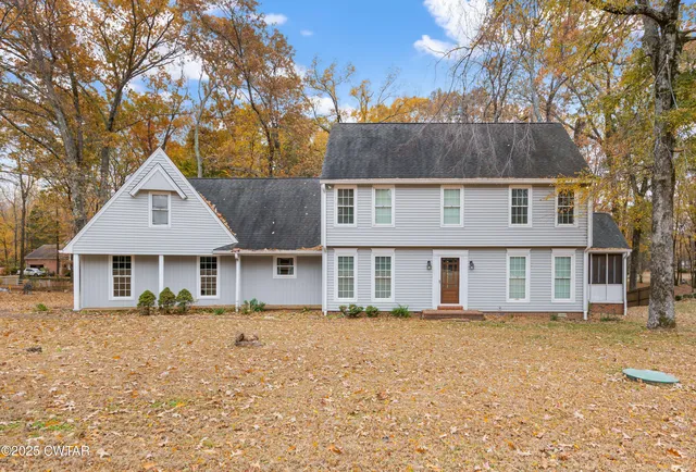 33 Summerfield Dr, Jackson, TN 38305
