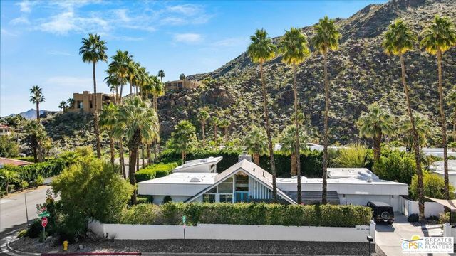 605 W  Crescent Dr, Palm Springs, CA 92262
