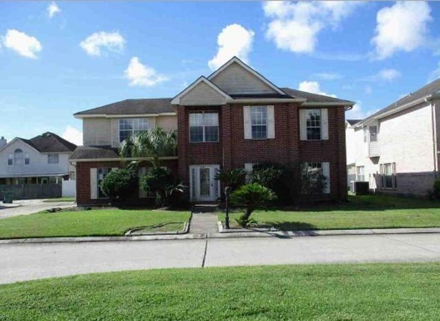 1232 N  Wyndham Dr, Gretna, LA 70056