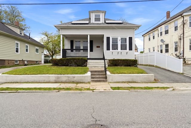 25 Lambert St, Cranston, RI 02910