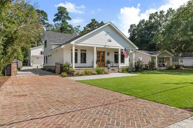 1657 Pierpont Ave, Charleston, SC 29414
