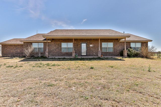3931 Macaw Rd, Ropesville, TX 79358