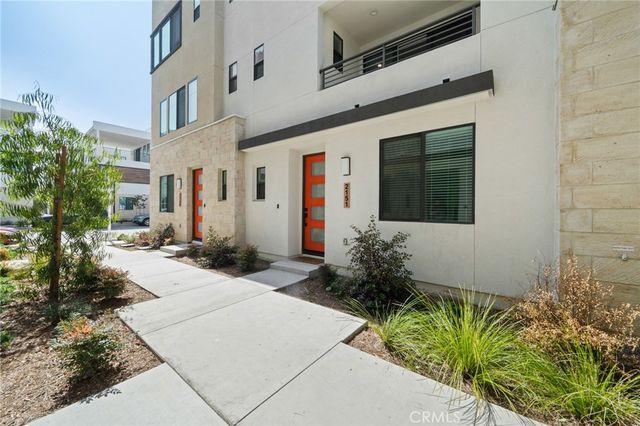 2151 Crescent Walk, Gardena, CA 90249