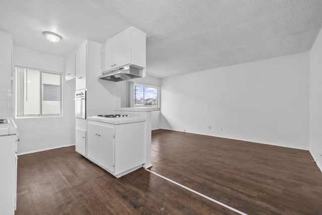 3247 Santa Ana St #51E, Huntington Park, CA 90255