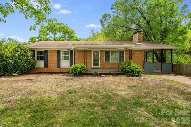 2956 New Leicester Hwy, Leicester, NC 28748