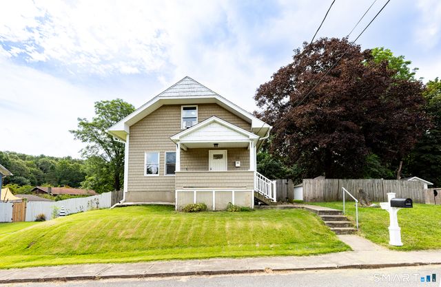 55 Bentley Avenue, Norwich, CT 06360