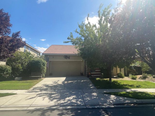 3727 Caymus Dr, Sparks, NV 89436