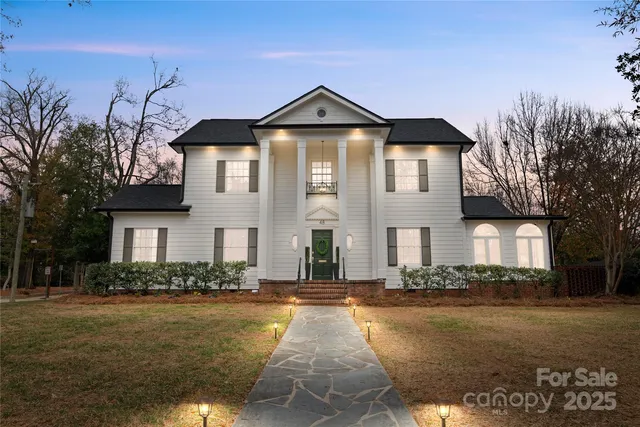 48 Spring St   NW, Concord, NC 28025