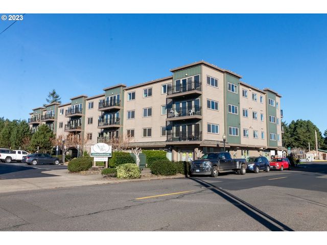 211 Harbor St #39, Florence, OR 97439