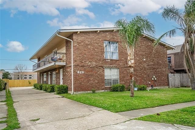 828 Vouray Dr #A, Kenner, LA 70065