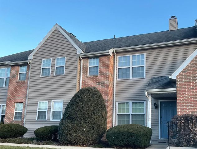 905 Christopher Dr   #1, Wyomissing, PA 19610