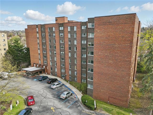 5 Bayard Rd #912, Pittsburgh, PA 15213