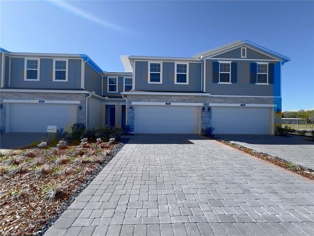 490 Thompson Village Ave, Apopka, FL 32703