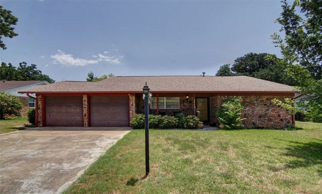 3463 Pinto Trl, Fort Worth, TX 76116