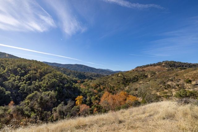 20803 Cachagua Rd, Carmel Valley, CA 93924