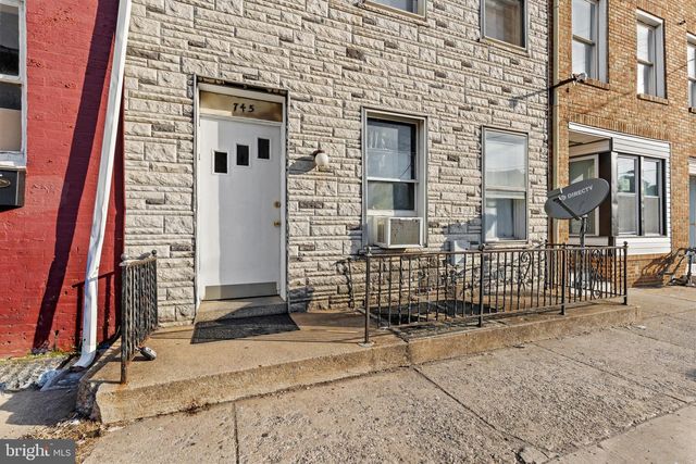 745 E  Market St, York, PA 17403