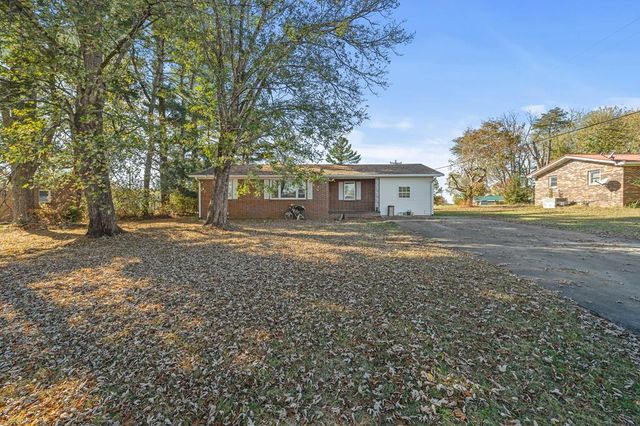 136 Alexander Rd, Cookeville, TN 38506