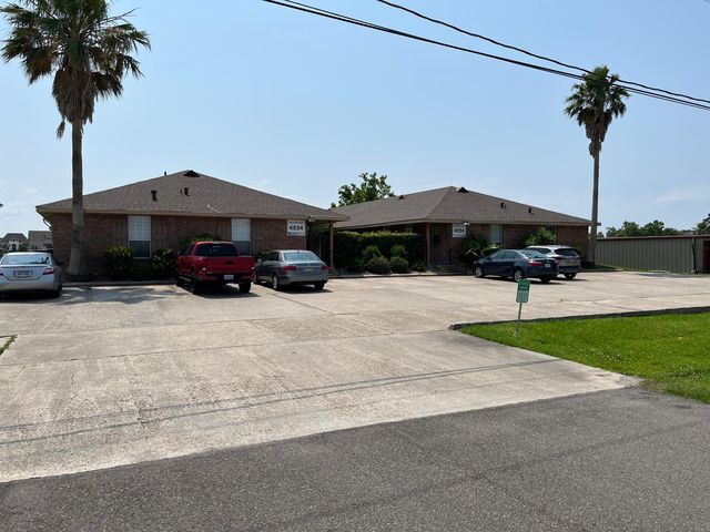 4524 Pontchartrain Dr #C, Slidell, LA 70458