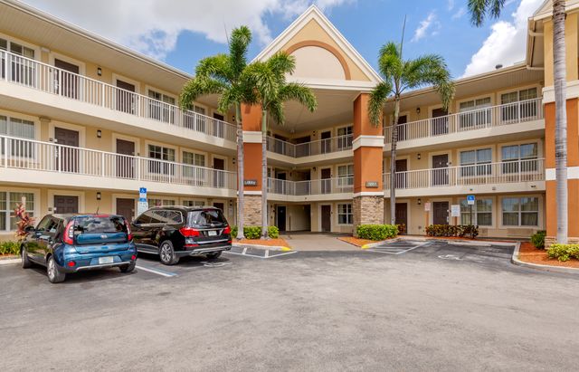 5851 N  Andrews Ave #869, Fort Lauderdale, FL 33309