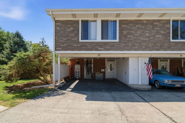 27 Cour Deauville, Palos Hills, IL 60465