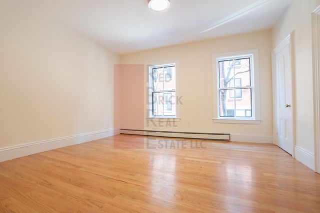 13 S  Russell St   #1A, Boston, MA 02114
