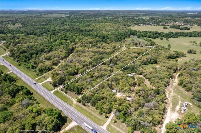 2810 S  US Highway 77, Rockdale, TX 76567