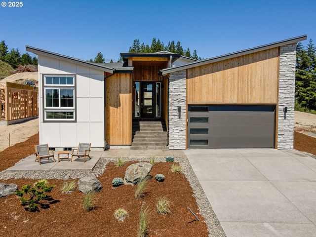 413 Meadows Dr, Manzanita, OR 97130
