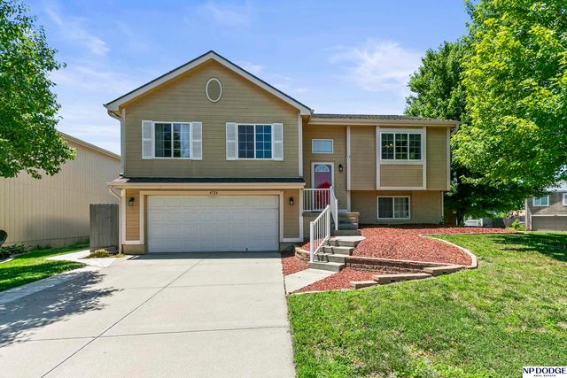 4724 N  168th Ave, Omaha, NE 68116