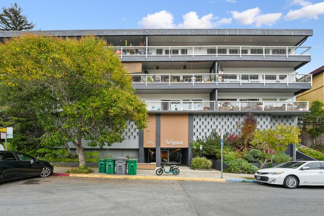 1771 Highland Pl #307, Berkeley, CA 94709