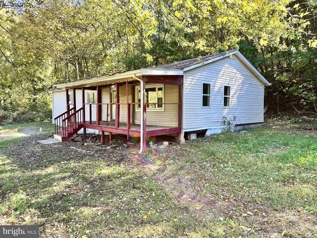 152 Hawsbrick St, Lewistown, PA 17044