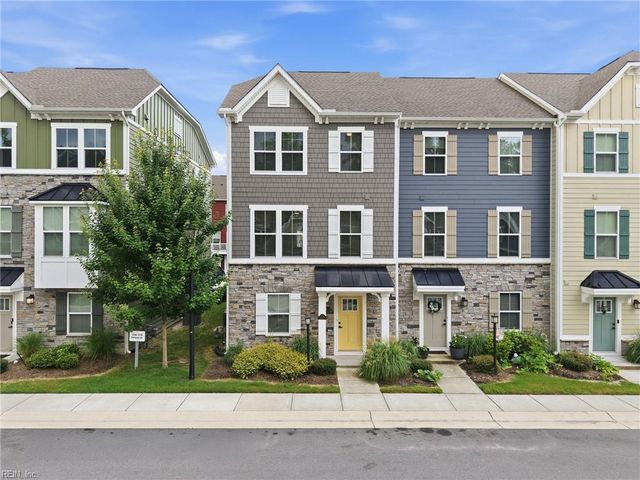 1732 Defiance Dr, Chesapeake, VA 23323