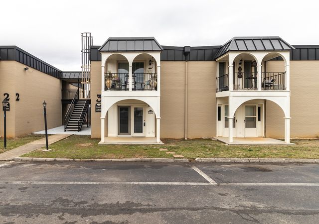 5709 Lyons View Pike #1-3205-1, Knoxville, TN 37919