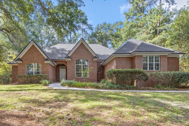 8905 Winged Foot Dr, Tallahassee, FL 32312