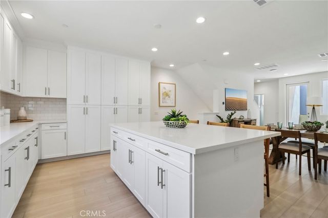 5868 Linden Ave #6, Long Beach, CA 90805