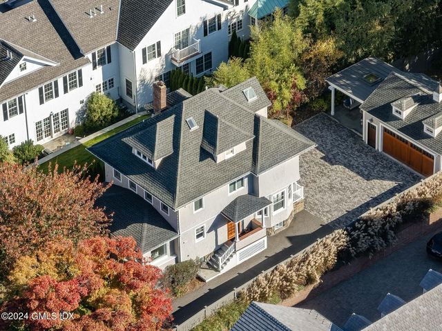 155 Milbank Ave, Greenwich, CT 06830