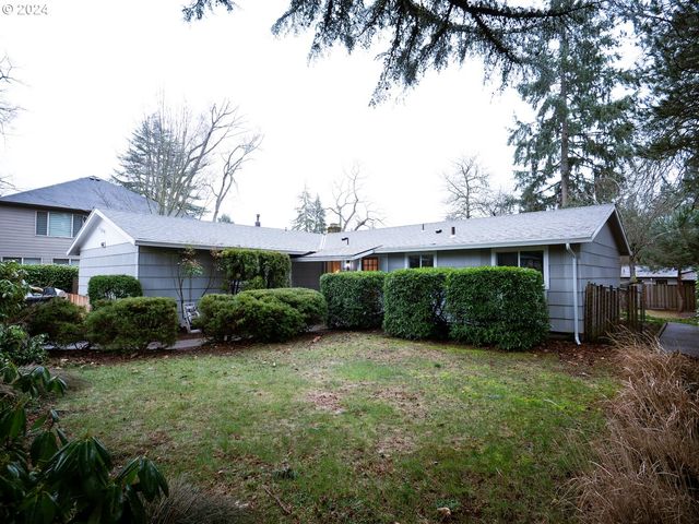 5512 SW Childs Rd, Lake Oswego, OR 97035