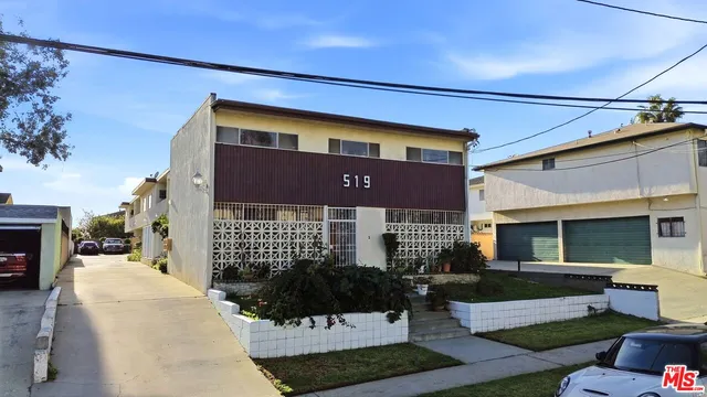 519 N  Exton Ave, Inglewood, CA 90302