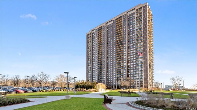 27110 Grand Central Parkway UNIT 16W, Floral Park, NY 11005