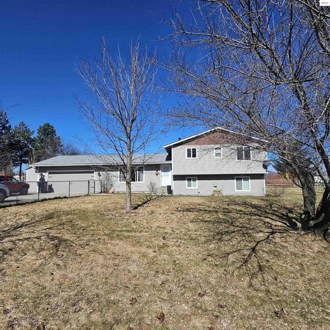 2775 W  Midway Ave, Post Falls, ID 83854