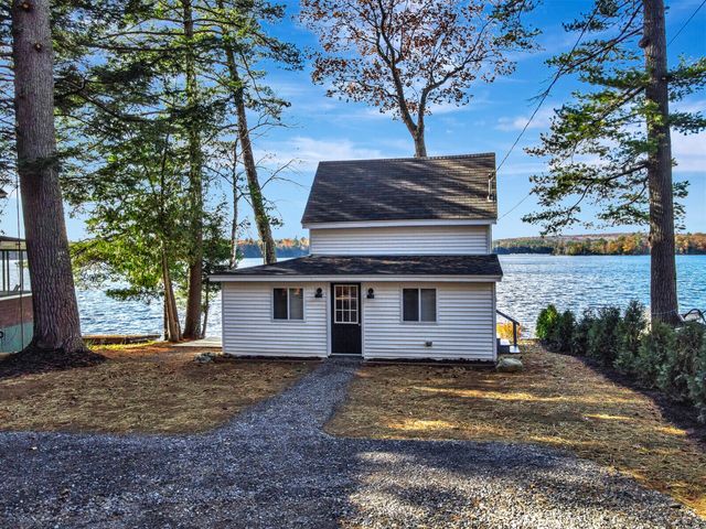 49 Pine Cove Road, Manchester, ME 04351