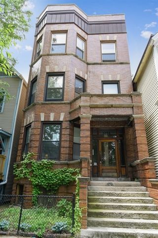 3256 N  Lakewood Ave, Chicago, IL 60657