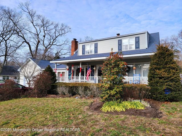 32 Point O Woods Drive, Toms River, NJ 08753