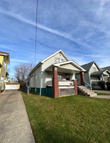 12813 Dove Ave, Cleveland, OH 44105