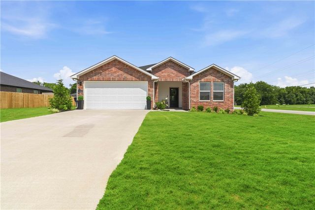 3101 N  Rooster St, Siloam Springs, AR 72761