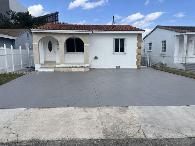 6823 SW 25th St, Miami, FL 33155