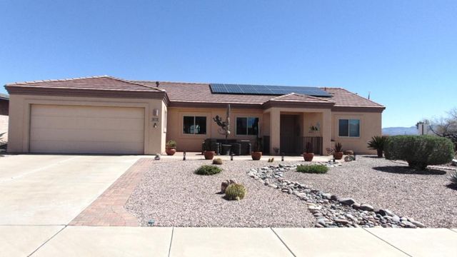 104 N  Candlelight Dr, Green Valley, AZ 85614